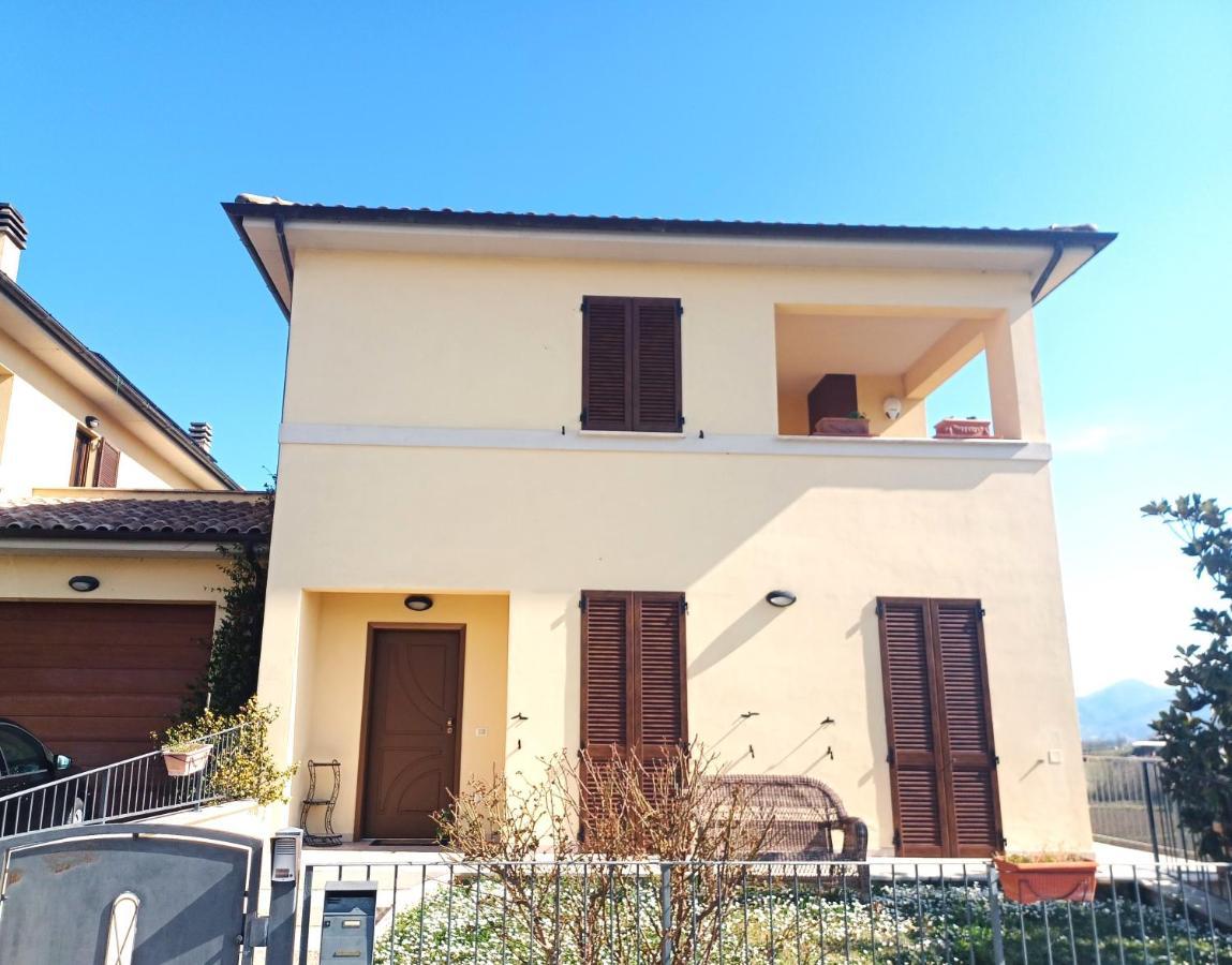 Casavacanze Mevania Bevagna Exterior foto
